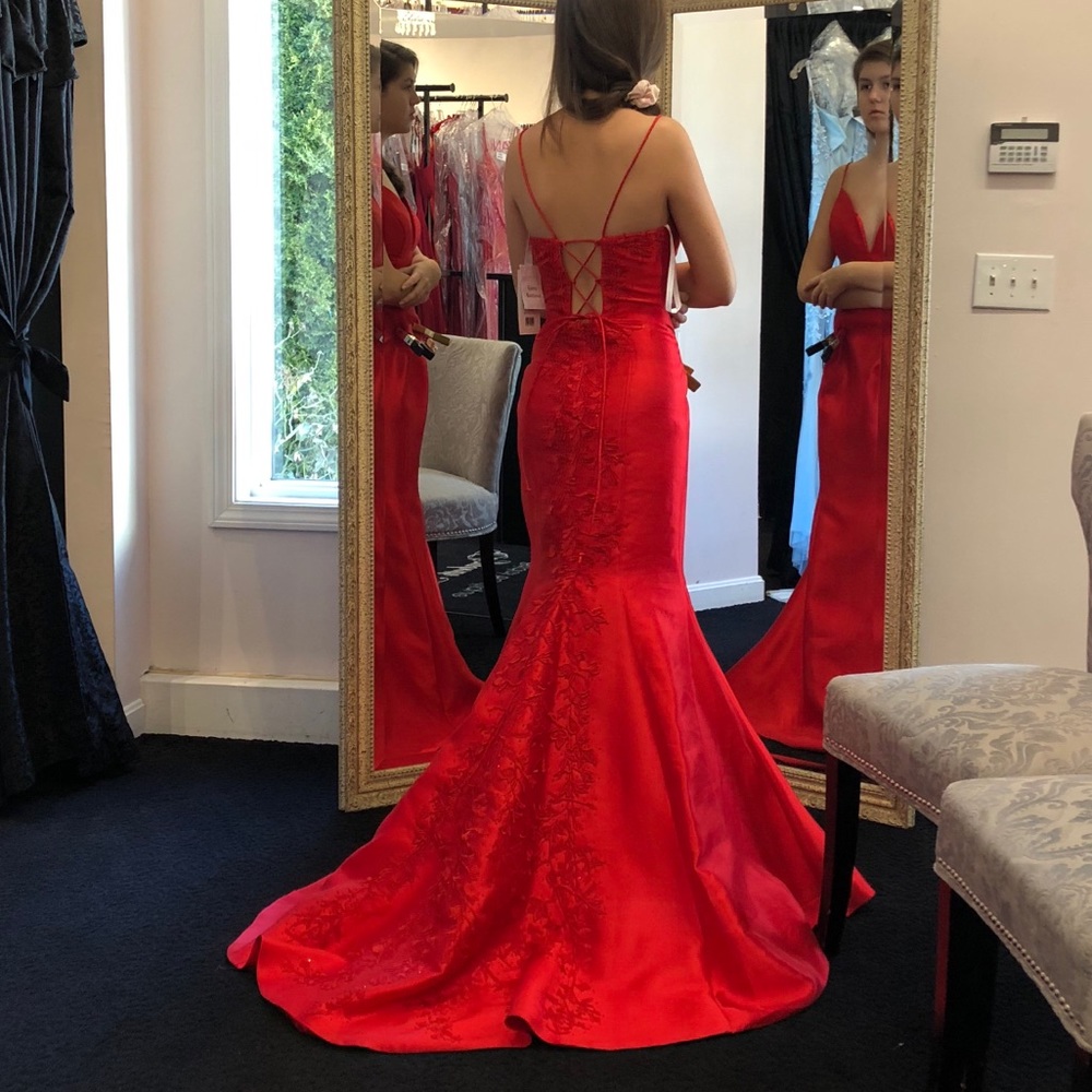 Sherri Hill Prom Dress